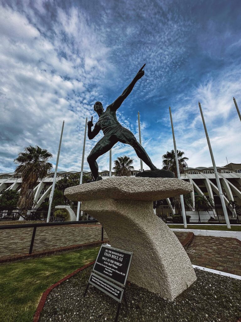 12_Usain_Bolt Statue